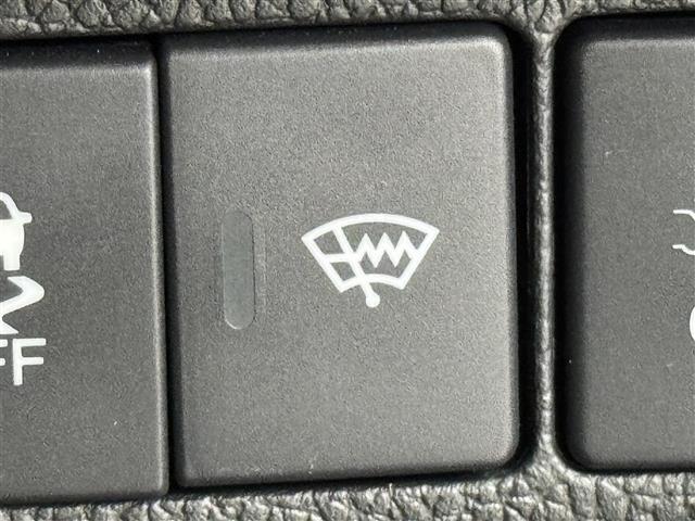 フリード Ｇ・ホンダセンシング　純正９型ナビ（ＢＴ，フルセグＴＶ）　バックカメラ　ビルトインＥＴＣ　前後ドラレコ　アダプティブクルコン　コーナーセンサー　ホンダセンシング　衝突被害軽減ブレーキ　レーンキープ　両側電動スライドドア（8枚目）