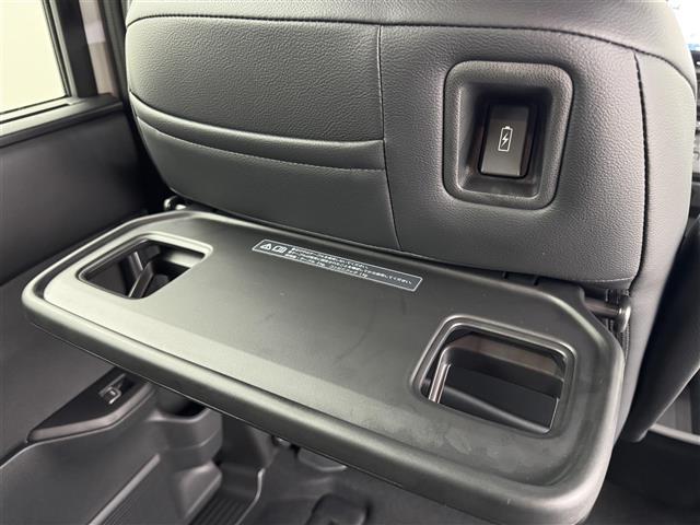 ステップワゴン ｅ：ＨＥＶスパーダ　登録済未使用車　純正ナビ　バックカメラ　アダプティブクルコン　コーナーセンサー　衝突軽減ブレーキ　レーンキープ　ＢＳＭ　ＰＫＳＢ　パドルシフト　両側電動スライドドア　パワーバックドア　シートヒーター（34枚目）