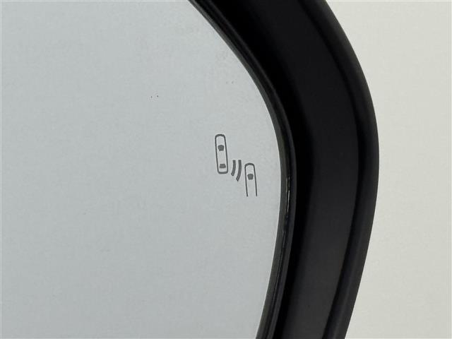 プリウス Ａツーリングセレクション　純正ナビ（フルセグＴＶ）　バックカメラ　ビルトインＥＴＣ　レーダークルコン　コーナーセンサー　衝突軽減ブレーキ　レーンキープ　ＰＫＳＢ　ＢＳＭ　パーキングアシスト　ＨＵＤ　シートヒーター　ＬＥＤライト（10枚目）