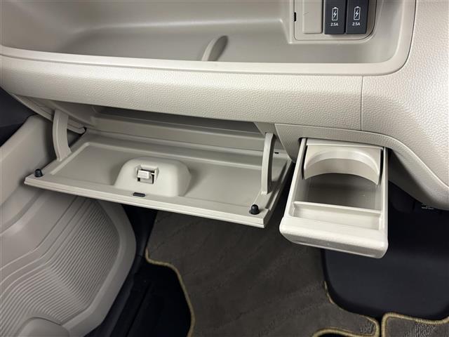 Ｎ－ＢＯＸ Ｇ・ＥＸホンダセンシング　社外ナビ（ＢＴ，フルセグＴＶ）　バックカメラ　ビルトインＥＴＣ　レーダー探知機　アダプティブクルコン　ホンダセンシング　衝突軽減　レーンキープ　先行車発進お知らせ　標識認識機能　片側電動スライドドア（31枚目）