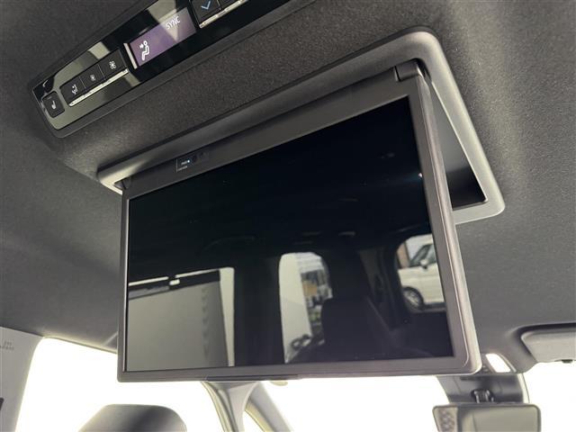 ヴォクシー Ｓ－Ｚ　１４型後席モニター　純正１０．５型ＤＡナビ　快適利便　ＥＴＣ２．０　デジタルルームミラー　レーダークルコン　トヨタセーフティセンス　両側電動スライドドア　シートヒーター　パワーバックドア　３眼ＬＥＤ（3枚目）