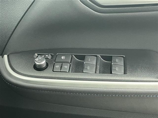 ヴォクシー Ｓ－Ｚ　ワンオーナー　純正ＤＡナビ　バックカメラ　ビルトインＥＴＣ２．０　レーダークルコン　コーナーセンサー　衝突軽減　レーンキープ　ＰＫＳＢ　ハーフレザー　両側電動スライドドア　シートヒーター　３眼ＬＥＤ（32枚目）