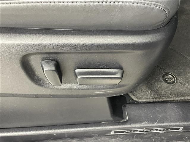 アルファード 2.5S Cパッケージ ワンオーナー Wサンルーフ 12.1型後席モニター 純正9型DA デジタルルームミラー トヨタセーフティセンス 両側電動スライドドア シートヒーター/ベンチレーション パワーバックドア 3眼LED(32枚目)