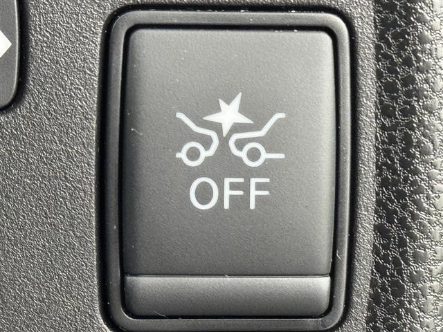 ノート ｅ－パワーオーテック　純正ナビ（フルセグＴＶ）　アラウンドビューモニター　ＥＴＣ２．０　前方ドラレコ　デジタルルームミラー　クルーズコントロール　コーナーセンサー　エマージェンシーブレーキ　レーンキープ　純正１５インチＡＷ（8枚目）