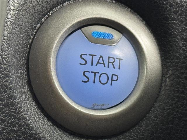 ノート ｅ－パワーオーテック　純正ナビ（フルセグＴＶ）　アラウンドビューモニター　ＥＴＣ２．０　前方ドラレコ　デジタルルームミラー　クルーズコントロール　コーナーセンサー　エマージェンシーブレーキ　レーンキープ　純正１５インチＡＷ（21枚目）