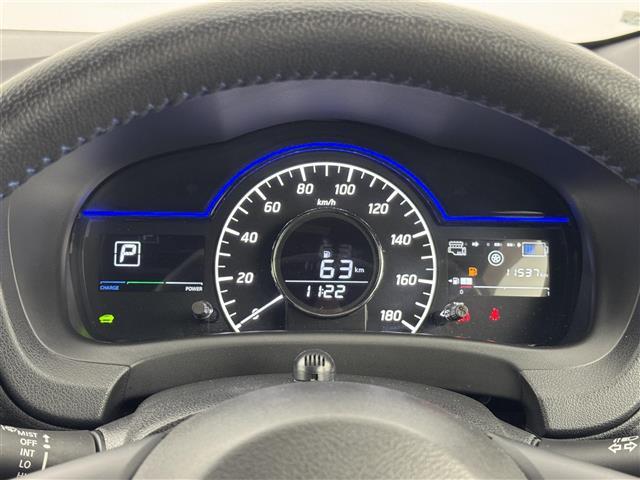 ノート ｅ－パワーオーテック　純正ナビ（フルセグＴＶ）　アラウンドビューモニター　ＥＴＣ２．０　前方ドラレコ　デジタルルームミラー　クルーズコントロール　コーナーセンサー　エマージェンシーブレーキ　レーンキープ　純正１５インチＡＷ（22枚目）