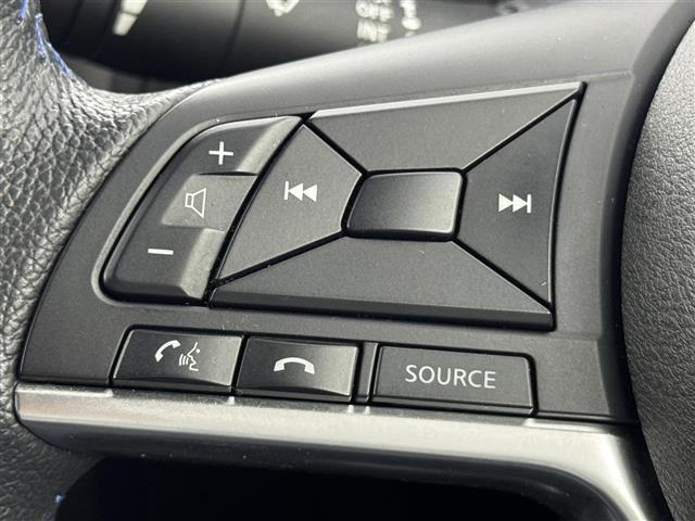 ノート ｅ－パワーオーテック　純正ナビ（フルセグＴＶ）　アラウンドビューモニター　ＥＴＣ２．０　前方ドラレコ　デジタルルームミラー　クルーズコントロール　コーナーセンサー　エマージェンシーブレーキ　レーンキープ　純正１５インチＡＷ（25枚目）