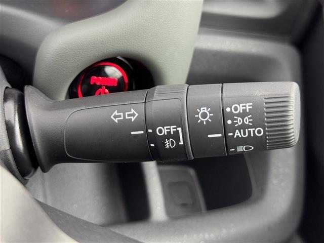 フリード ｅ：ＨＥＶクロスター　登録済未使用車　純正ナビ／フルセグＴＶ　バックカメラ　アダプティブクルコン　コーナーセンサー　衝突軽減　レーンキープ　アクセル踏み間違い防止　ＢＳＭ　両側電動スライドドア　シートヒーター　ＬＥＤライト（26枚目）