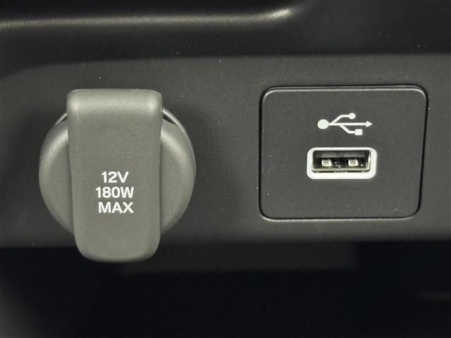 フリード ｅ：ＨＥＶクロスター　登録済未使用車　純正ナビ／フルセグＴＶ　バックカメラ　アダプティブクルコン　コーナーセンサー　衝突軽減　レーンキープ　アクセル踏み間違い防止　ＢＳＭ　両側電動スライドドア　シートヒーター　ＬＥＤライト（29枚目）