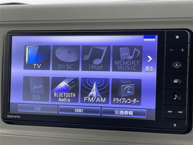 ミラトコット Ｇ　リミテッド　ＳＡＩＩＩ　純正ナビ／フルセグＴＶ　全方位カメラ　ＥＴＣ　前方ドライブレコーダー　コーナーセンサー　衝突軽減ブレーキ　アイドリングストップ　横滑り防止装置　電動格納式ドアミラー　シートヒーター　プッシュスタート（4枚目）
