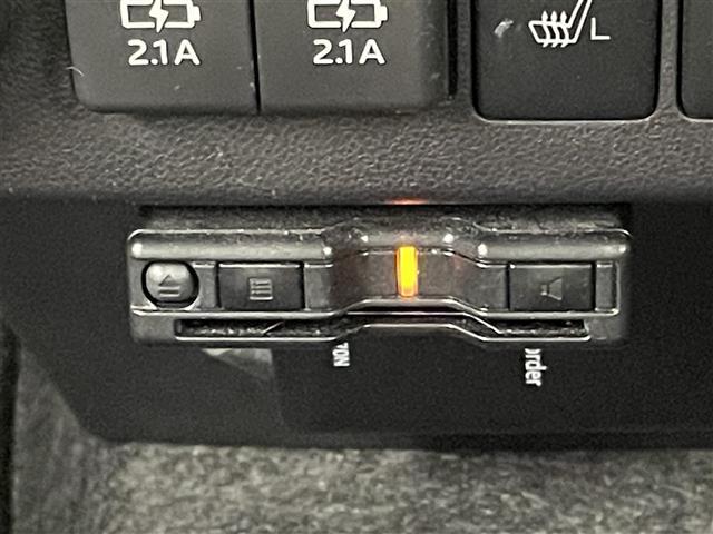 ミラトコット Ｇ　リミテッド　ＳＡＩＩＩ　純正ナビ／フルセグＴＶ　全方位カメラ　ＥＴＣ　前方ドライブレコーダー　コーナーセンサー　衝突軽減ブレーキ　アイドリングストップ　横滑り防止装置　電動格納式ドアミラー　シートヒーター　プッシュスタート（12枚目）