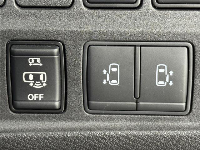 セレナ e-パワー ハイウェイスターV 後席モニター 純正10型ナビ 全方位カメラ エマージェンシーブレーキ プロパイロット 両側電動スライドドア シートヒーター ステアリングヒーター デジタルルームミラー BSM ドラレコ ETC LED(9枚目)
