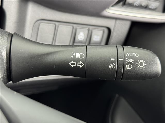 セレナ e-パワー ハイウェイスターV 後席モニター 純正10型ナビ 全方位カメラ エマージェンシーブレーキ プロパイロット 両側電動スライドドア シートヒーター ステアリングヒーター デジタルルームミラー BSM ドラレコ ETC LED(28枚目)
