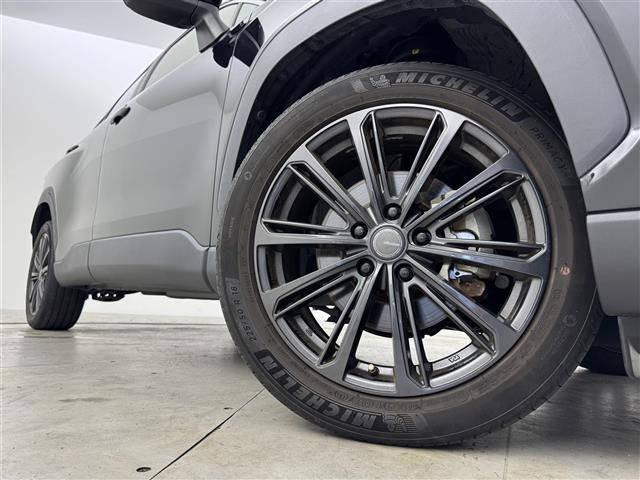 カローラクロス Ｚ　純正９型ＤＡナビ　バックカメラ　ビルトインＥＴＣ　３６０°ドラレコ　レーダークルコン　コーナーセンサー　トヨタセーフティセンス　ＰＫＳＢ　シートヒーター　パワーバックドア　社外１８インチＡＷ　ＬＥＤ（18枚目）