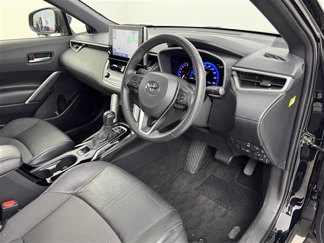 カローラクロス Ｚ　純正９型ＤＡナビ　バックカメラ　ビルトインＥＴＣ　３６０°ドラレコ　レーダークルコン　コーナーセンサー　トヨタセーフティセンス　ＰＫＳＢ　シートヒーター　パワーバックドア　社外１８インチＡＷ　ＬＥＤ（23枚目）
