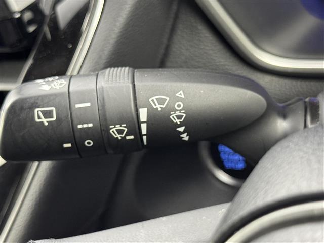 カローラクロス Ｚ　純正９型ＤＡナビ　バックカメラ　ビルトインＥＴＣ　３６０°ドラレコ　レーダークルコン　コーナーセンサー　トヨタセーフティセンス　ＰＫＳＢ　シートヒーター　パワーバックドア　社外１８インチＡＷ　ＬＥＤ（26枚目）