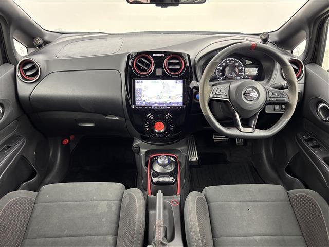 ノート ｅ－パワーニスモ　Ｓ　ＮＩＳＵＭＯエアロ　ＡＬＰＩＮＥ９型ナビ　全方位カメラ　エマージェンシーブレーキ　レーンキープ　コーナーセンサー　車両接近通報装置　レーダークルコン　デジタルルームミラー　ＥＴＣ　ドラレコ　ＬＥＤ（2枚目）