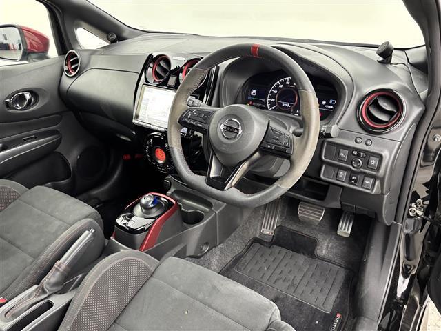 ノート ｅ－パワーニスモ　Ｓ　ＮＩＳＵＭＯエアロ　ＡＬＰＩＮＥ９型ナビ　全方位カメラ　エマージェンシーブレーキ　レーンキープ　コーナーセンサー　車両接近通報装置　レーダークルコン　デジタルルームミラー　ＥＴＣ　ドラレコ　ＬＥＤ（23枚目）