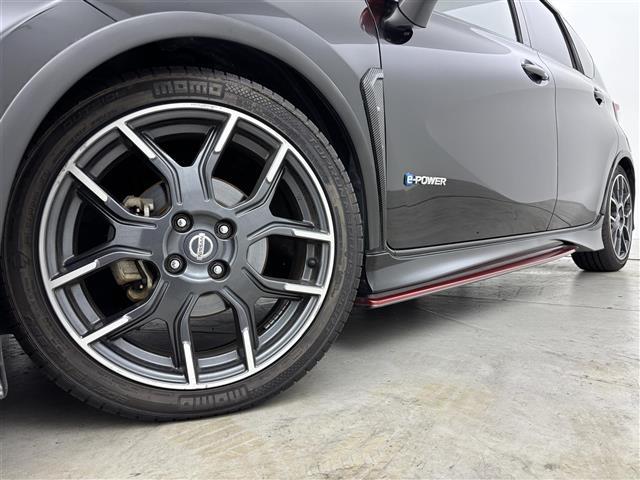 ノート ｅ－パワーニスモ　Ｓ　ＮＩＳＵＭＯエアロ　ＡＬＰＩＮＥ９型ナビ　全方位カメラ　エマージェンシーブレーキ　レーンキープ　コーナーセンサー　車両接近通報装置　レーダークルコン　デジタルルームミラー　ＥＴＣ　ドラレコ　ＬＥＤ（41枚目）