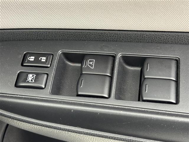 ノート ｅ－パワー　Ｘ　純正ナビ　全方位カメラ　エマージェンシーブレーキ　レーンキープ　コーナーセンサー　車両接近通報装置　盗難防止装置　レーダークルコン　ドライブモード　デジタルルームミラー　ＥＴＣ　純正ＡＷ　ＬＥＤライト（28枚目）