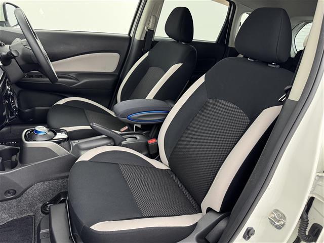 ノート ｅ－パワー　Ｘ　純正ナビ　全方位カメラ　エマージェンシーブレーキ　レーンキープ　コーナーセンサー　車両接近通報装置　盗難防止装置　レーダークルコン　ドライブモード　デジタルルームミラー　ＥＴＣ　純正ＡＷ　ＬＥＤライト（33枚目）