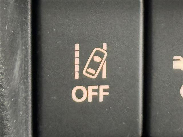 スペーシアギア ハイブリッドＸＺ　ターボ　純正８型ナビ（フルセグＴＶ）　全方位カメラ　衝突被害軽減　レーンキープ　コーナーセンサー　両側パワースライドドア　ルーフレール　パドルシフト　アイドリングストップシートヒーター　前後ドラレコ　ＥＴＣ（7枚目）