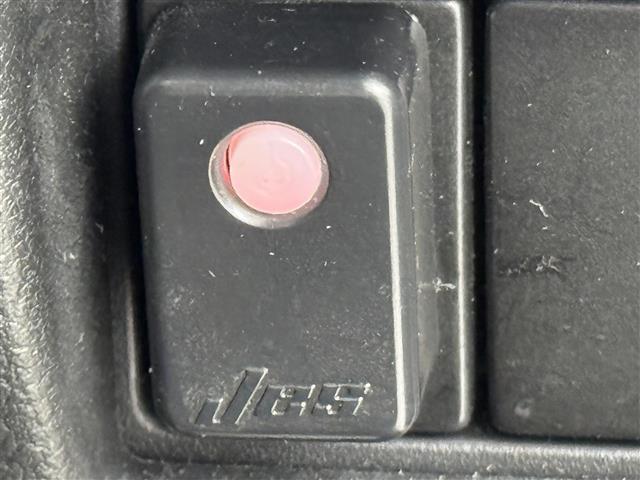 スペーシアギア ハイブリッドＸＺ　ターボ　純正８型ナビ（フルセグＴＶ）　全方位カメラ　衝突被害軽減　レーンキープ　コーナーセンサー　両側パワースライドドア　ルーフレール　パドルシフト　アイドリングストップシートヒーター　前後ドラレコ　ＥＴＣ（29枚目）