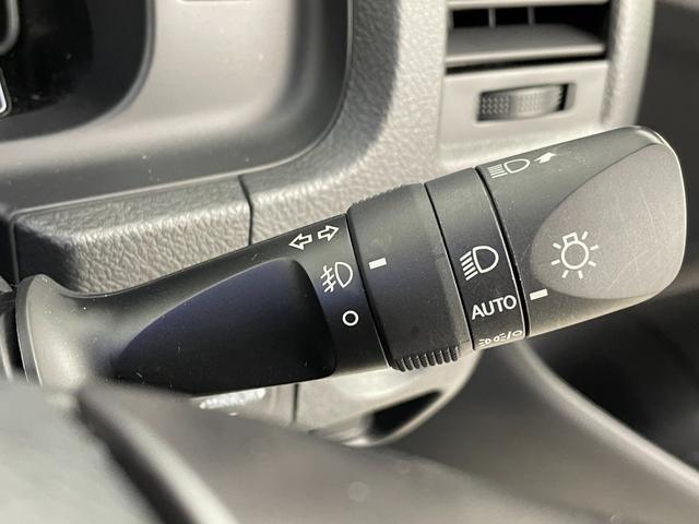 ハイエースバン スーパーＧＬ　ダーク　プライムＩＩ　ワンオーナー　純正ナビ／フルセグＴＶ　全方位カメラ　ビルトインＥＴＣ　前方ドラレコ　コーナーセンサー　衝突被害軽減ブレーキ　レーンキープ　アクセル踏み間違い防止　両側スライドドア　ベットキット　ＬＥＤ（27枚目）