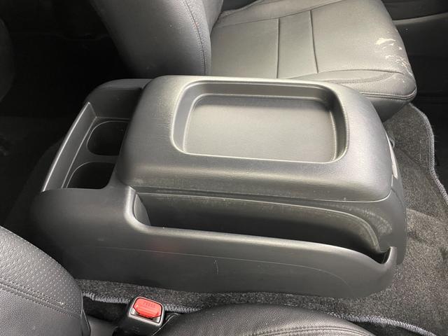 ハイエースバン スーパーＧＬ　ダーク　プライムＩＩ　ワンオーナー　純正ナビ／フルセグＴＶ　全方位カメラ　ビルトインＥＴＣ　前方ドラレコ　コーナーセンサー　衝突被害軽減ブレーキ　レーンキープ　アクセル踏み間違い防止　両側スライドドア　ベットキット　ＬＥＤ（36枚目）