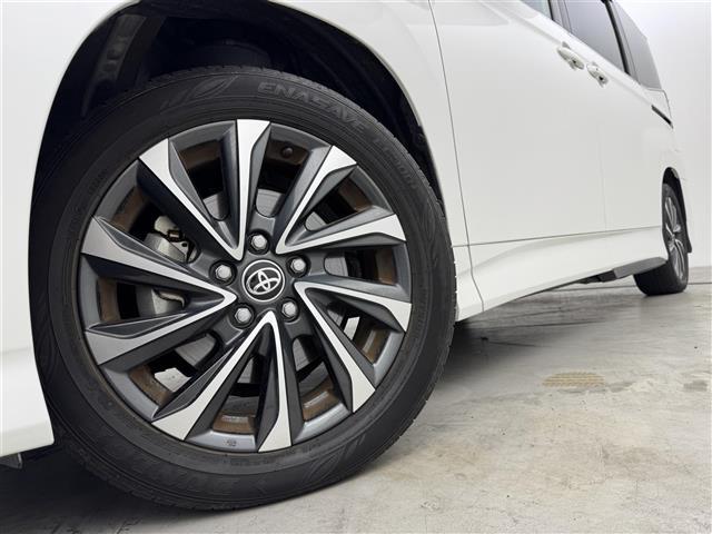ヴォクシー ハイブリッドS-Z 純正14型後席モニター 純正10.5型DAナビ 快適利便パッケージ ユニバーサルステップ トヨタセーフティセンス アクセル踏み間違い防止 両側電動スライドドア パワーバックドア シートヒーター ETC(41枚目)