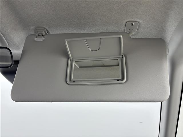 ルーミー カスタムＧ　純正９インチＤＡ／フルセグＴＶ　バックカメラ　レーダークルーズコントロール　コーナーセンサー　衝突被害軽減ブレーキ　レーンキープ　アイドリングストップ　両側電動スライドドア　純正１４インチＡＷ　ＬＥＤ（33枚目）