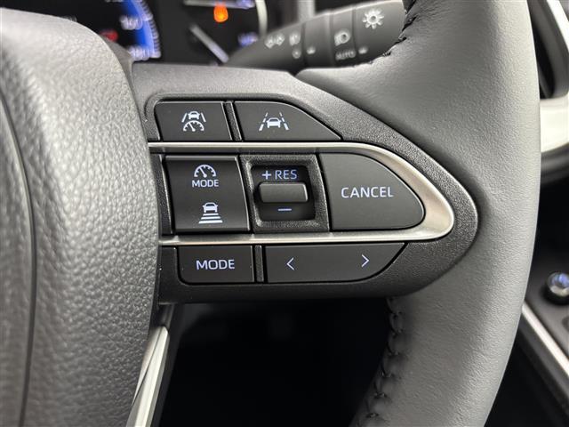 ノア ハイブリッドＳ－Ｚ　純正１０．５インチＤＡナビ　バックカメラ　快適利便Ｈｉｇｈ　ＥＴＣ２．０　トヨタセーフティセンス　アクセル踏み間違い防止　両側電動スライドドア　シートヒーター　ステアリングヒーター　パワーバックドア（9枚目）