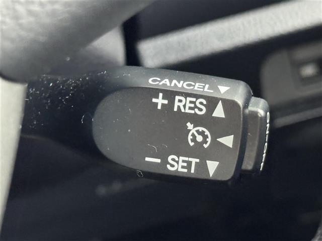 ヴォクシー ZS 煌II 後席モニター 純正9型ナビ/フルセグTV バックカメラ ETC クルーズコントロール コーナーセンサー 衝突軽減ブレーキ レーンキープ アクセル踏み間違い防止 両側電動スライドドア 純正16インチAW(9枚目)