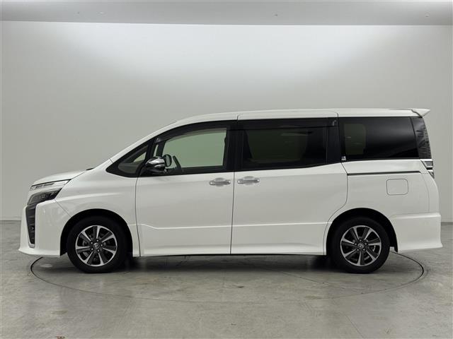 ヴォクシー ZS 煌II 後席モニター 純正9型ナビ/フルセグTV バックカメラ ETC クルーズコントロール コーナーセンサー 衝突軽減ブレーキ レーンキープ アクセル踏み間違い防止 両側電動スライドドア 純正16インチAW(38枚目)