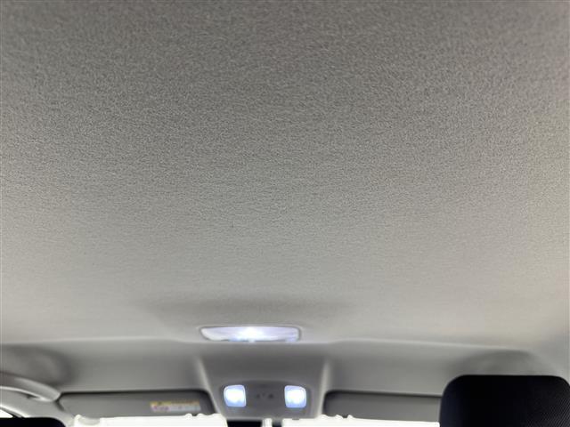 ハイラックス Ｚ　ベッドライナー　ＧＲスポーツバー／フロントバンパーカバー／マッドフラップ　純正ナビ／フルセグＴＶ　バックカメラ　レーダークルコン　衝突被害軽減　レーンキープ　ヒルディセントコントロール　ＥＴＣ　ＬＥＤ（35枚目）