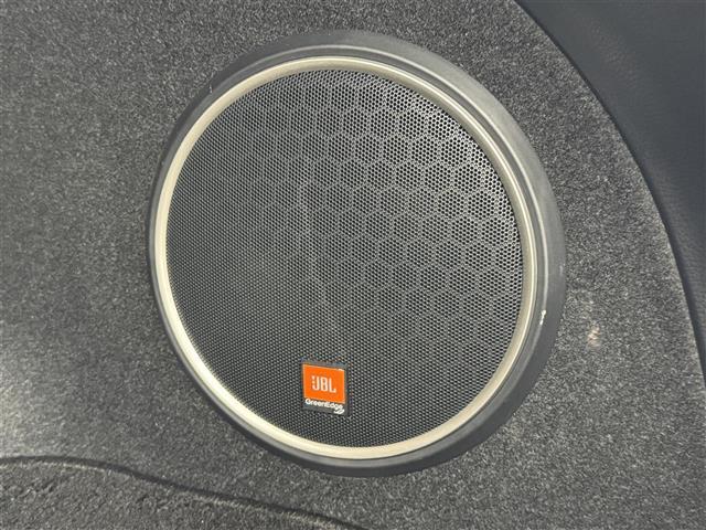 ハリアー プログレス　パノラマムーンルーフ　モデリスタエアロ　純正ナビ／フルセグＴＶ　全方位カメラ　ＪＢＬ　クルーズコントロール　コーナーセンサー　衝突被害軽減ブレーキ　ハーフレザー　パワーバックドア　社外２０インチＡＷ（12枚目）