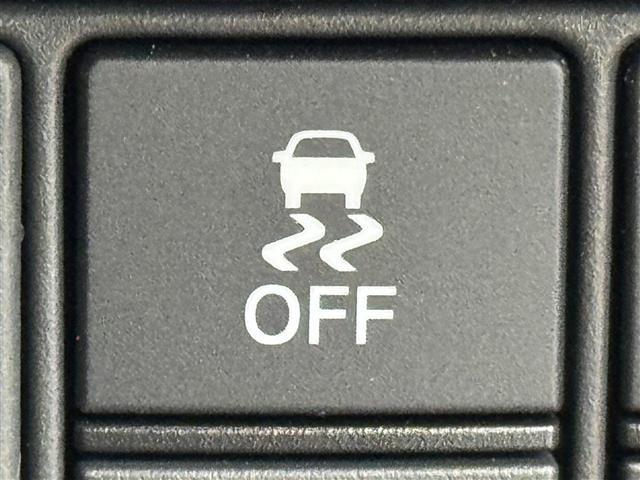 シビック ハッチバック 純正ナビ/フルセグTV バックカメラ ビルトインETC2.0 前方ドラレコ アダプティブクルコン 衝突軽減ブレーキ レーンキープ パドルシフト ハーフレザー パワーシート シートヒーター LEDライト(8枚目)