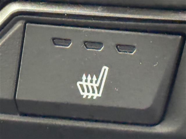 シビック ハッチバック 純正ナビ/フルセグTV バックカメラ ビルトインETC2.0 前方ドラレコ アダプティブクルコン 衝突軽減ブレーキ レーンキープ パドルシフト ハーフレザー パワーシート シートヒーター LEDライト(11枚目)