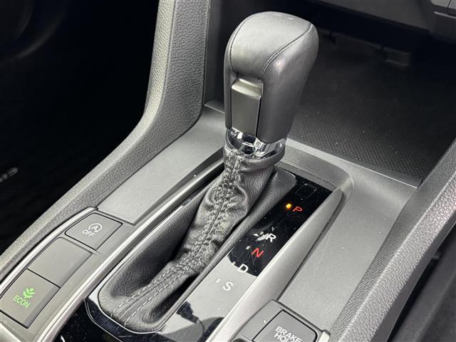 シビック ハッチバック 純正ナビ/フルセグTV バックカメラ ビルトインETC2.0 前方ドラレコ アダプティブクルコン 衝突軽減ブレーキ レーンキープ パドルシフト ハーフレザー パワーシート シートヒーター LEDライト(29枚目)