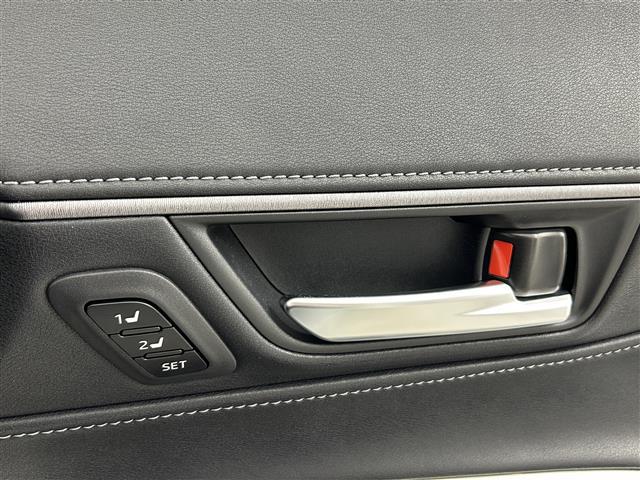 ハリアーハイブリッド Ｚ　レザーパッケージ　ガラスルーフ　純正１２．３型ＤＡナビ／全方位カメラ　ＪＢＬ　デジタルルームミラー　トヨタセーフティセンス　アクセル踏み間違い防止　ＨＵＤ　シートヒーター／ベンチレーション　ステアリングヒーター　ＬＥＤ（32枚目）