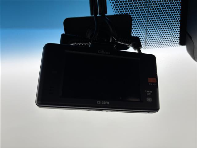 ハイエースバン スーパーＧＬ　ダークプライムＩＩ　社外ナビ／フルセグＴＶ　全方位カメラ　デジタルルームミラー　ＥＴＣ　前後ドラレコ　コーナーセンサー　衝突被害軽減ブレーキ　レーンキープ　アクセル踏み間違い防止　ＭＴモード付ＡＴ　両側電動スライドドア（13枚目）