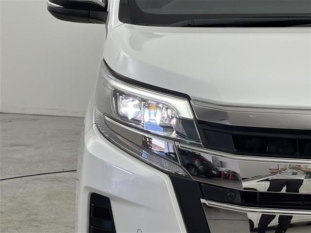 ノア ハイブリッドSi ダブルバイビーIII ワンオーナー 純正ナビ/フルセグTV バックカメラ クルーズコントロール コーナーセンサー 衝突軽減 レーンキープ アクセル踏み間違い防止 両側電動スライドドア ハーフレザー シートヒーター LED(17枚目)