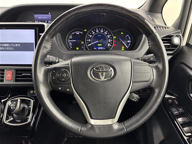 ノア ハイブリッドSi ダブルバイビーIII ワンオーナー 純正ナビ/フルセグTV バックカメラ クルーズコントロール コーナーセンサー 衝突軽減 レーンキープ アクセル踏み間違い防止 両側電動スライドドア ハーフレザー シートヒーター LED(24枚目)