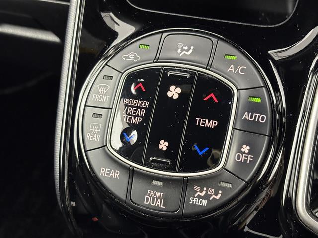 ノア ハイブリッドSi ダブルバイビーIII ワンオーナー 純正ナビ/フルセグTV バックカメラ クルーズコントロール コーナーセンサー 衝突軽減 レーンキープ アクセル踏み間違い防止 両側電動スライドドア ハーフレザー シートヒーター LED(31枚目)