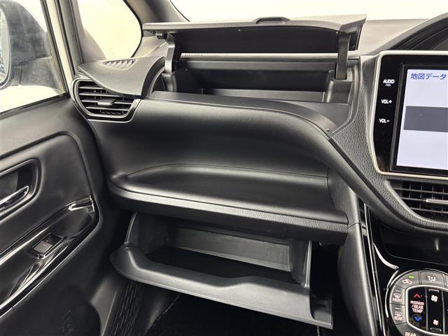 ノア ハイブリッドSi ダブルバイビーIII ワンオーナー 純正ナビ/フルセグTV バックカメラ クルーズコントロール コーナーセンサー 衝突軽減 レーンキープ アクセル踏み間違い防止 両側電動スライドドア ハーフレザー シートヒーター LED(33枚目)