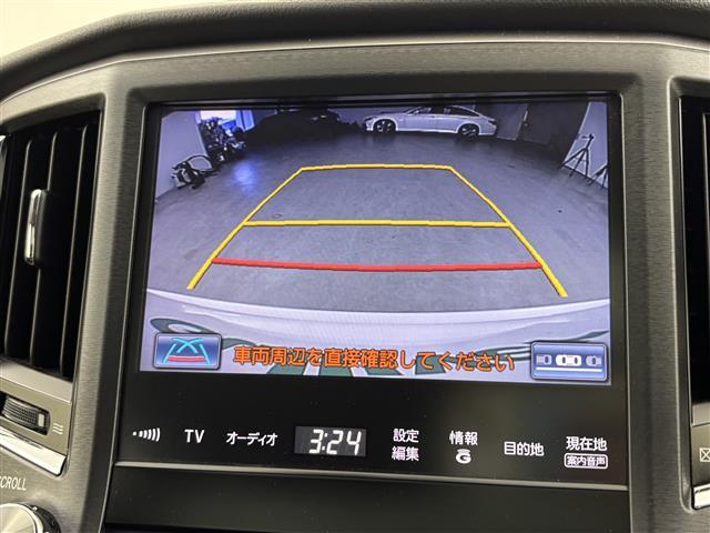 クラウンハイブリッド アスリートＳ　ムーンルーフ　Ｆ／Ｒリップスポイラー　純正ナビ／フルセグＴＶ　バックカメラ　レーダー探知機　レーダークルコン　コーナーセンサー　衝突軽減ブレーキ　レーンキープ　シートベンチレーション／ヒーター　ＬＥＤ（7枚目）
