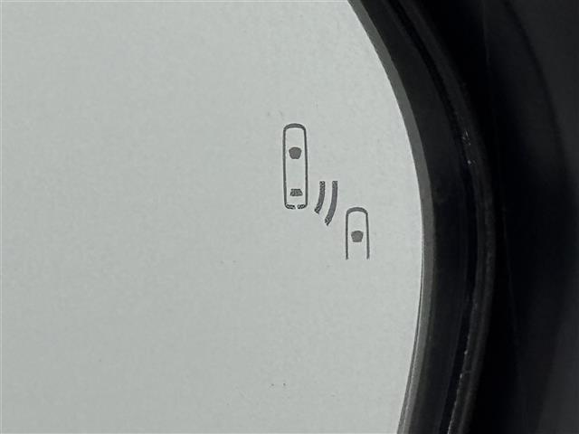 カローラツーリング ハイブリッド ダブルバイビー50ミリオンエディション 禁煙車 純正8型ディスプレイオーディオ(Bluetooth/Miracast) バックカメラ シートヒーター レーダークルコン ステアリングヒーター BSM LEDヘッドライト オートライト(9枚目)