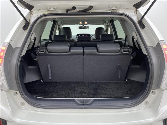 プリウスアルファ Sツーリングセレクション・G’s GS'エアロ 純正ナビ/フルセグTV バックカメラ ビルトインETC コーナーセンサー 横滑り防止装置 フォグランプ ハーフレザーシート プッシュスタート ステアリングリモコン GS'18インチAW(16枚目)