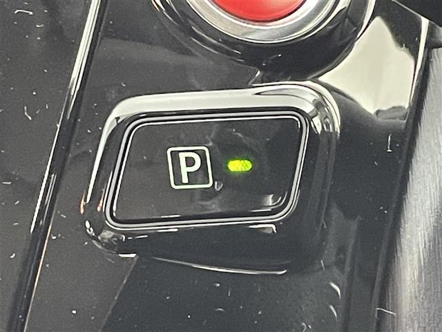 プリウスアルファ Sツーリングセレクション・G’s GS'エアロ 純正ナビ/フルセグTV バックカメラ ビルトインETC コーナーセンサー 横滑り防止装置 フォグランプ ハーフレザーシート プッシュスタート ステアリングリモコン GS'18インチAW(30枚目)