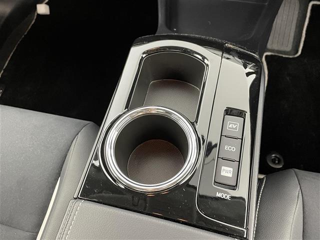 プリウスアルファ Sツーリングセレクション・G’s GS'エアロ 純正ナビ/フルセグTV バックカメラ ビルトインETC コーナーセンサー 横滑り防止装置 フォグランプ ハーフレザーシート プッシュスタート ステアリングリモコン GS'18インチAW(31枚目)